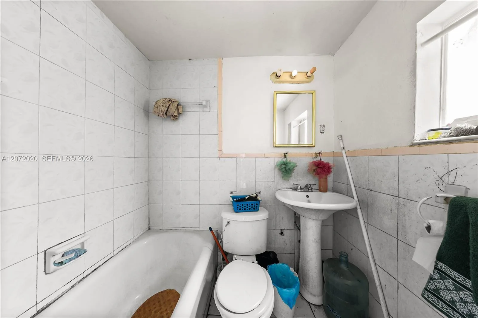 2151 NW 42nd St, Miami, FL 33142 photo 12