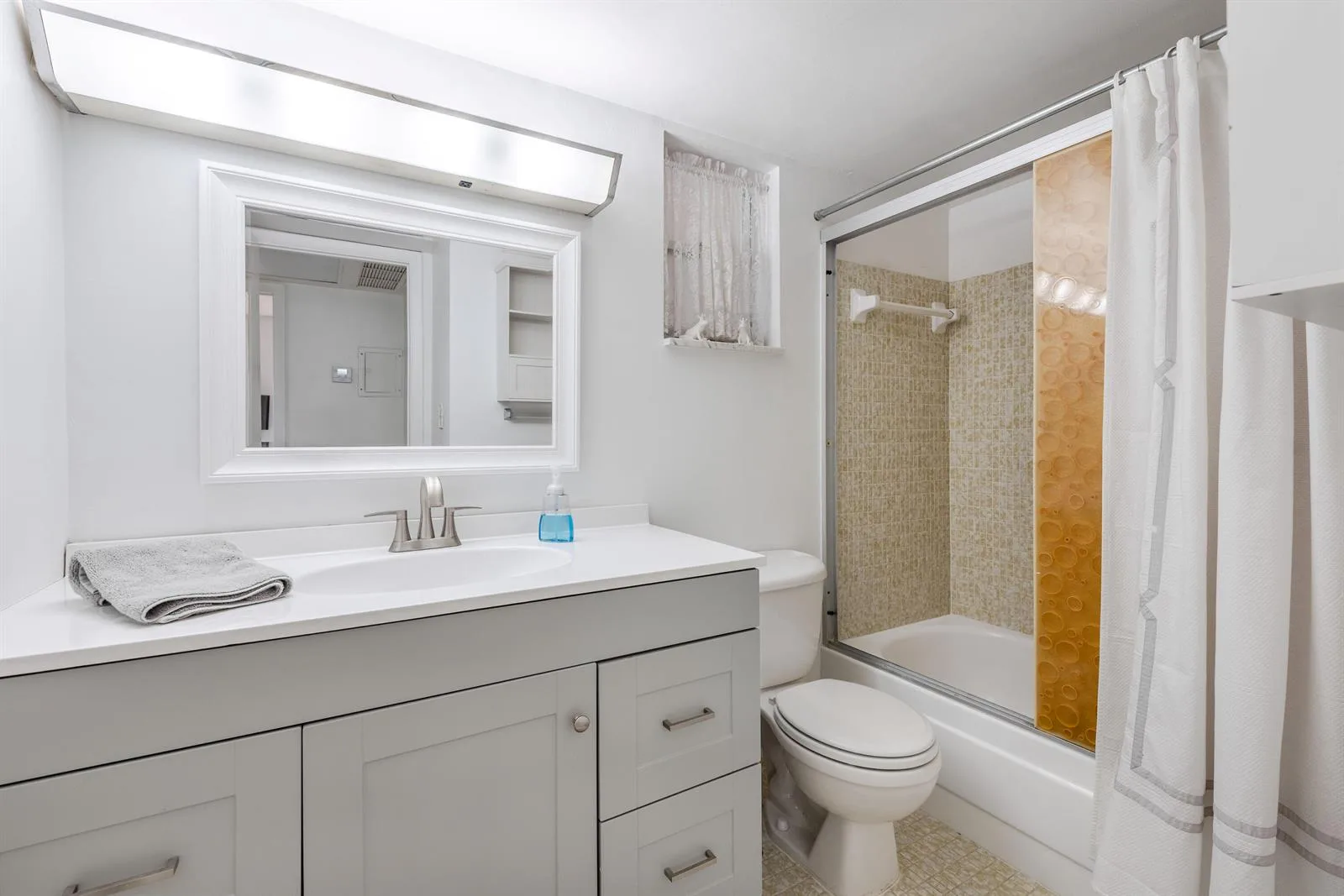2615 Garden Drive N # 307, Lake Worth, FL 33461 photo 11