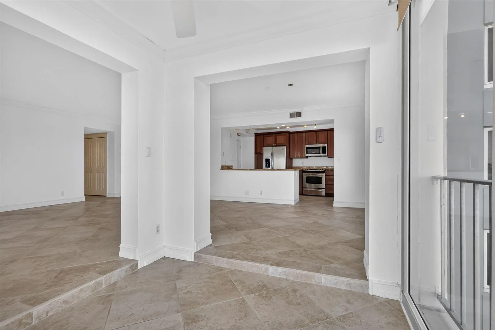 555 SE 6TH Avenue # 4F, Delray Beach, FL 33483 photo 13