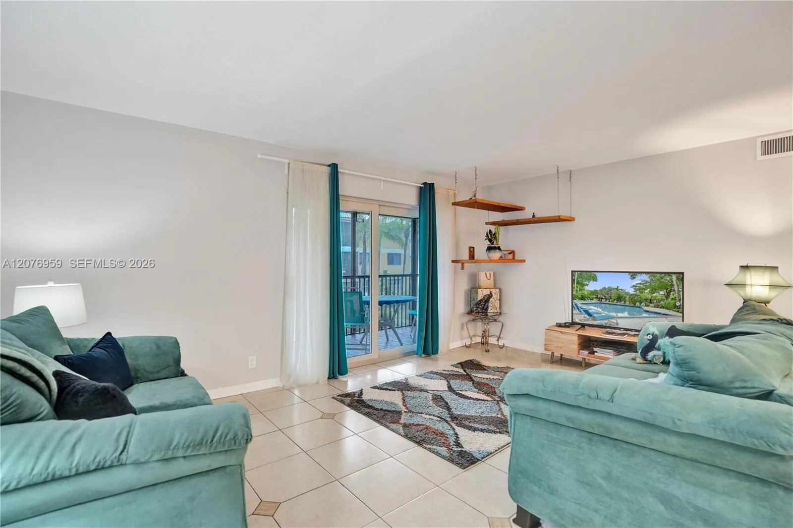 3017 N Oakland Forest Dr # 208, Oakland Park, FL 33309 photo 3
