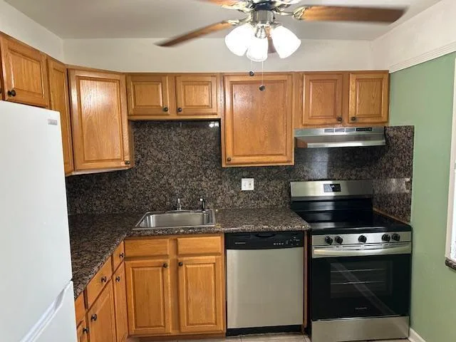7300 NW 5th Court # 101, Margate, FL 33063
