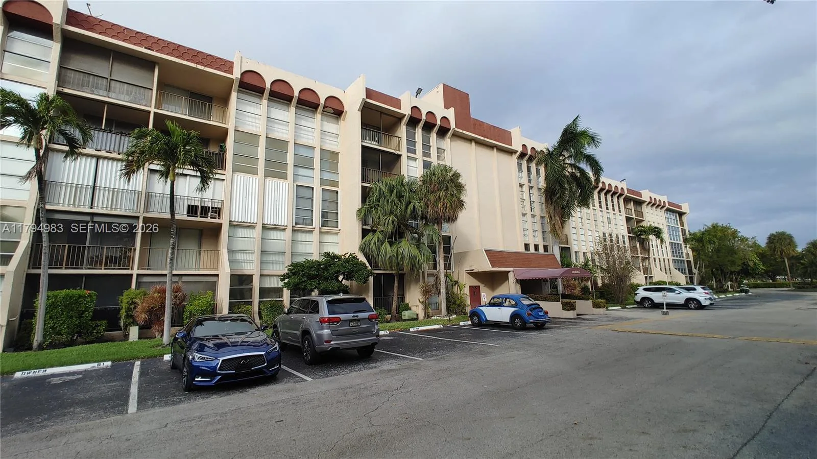 2101 Atlantic Shores Blvd # 415, Hallandale Beach, FL 33009