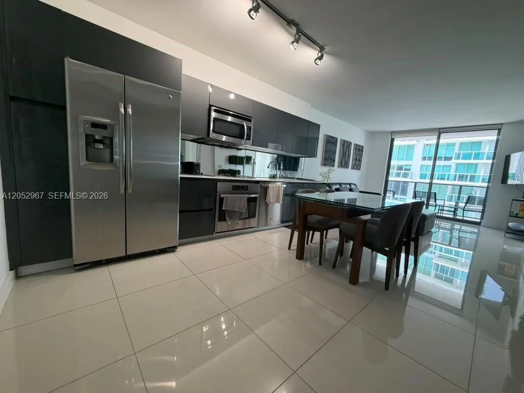 31 SE 6th St # 2604, Miami, FL 33131 photo 2