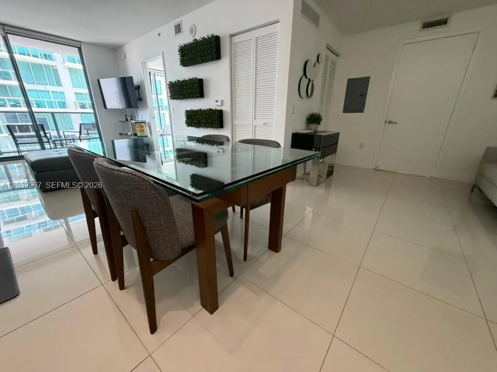 31 SE 6th St # 2604, Miami, FL 33131 photo 3