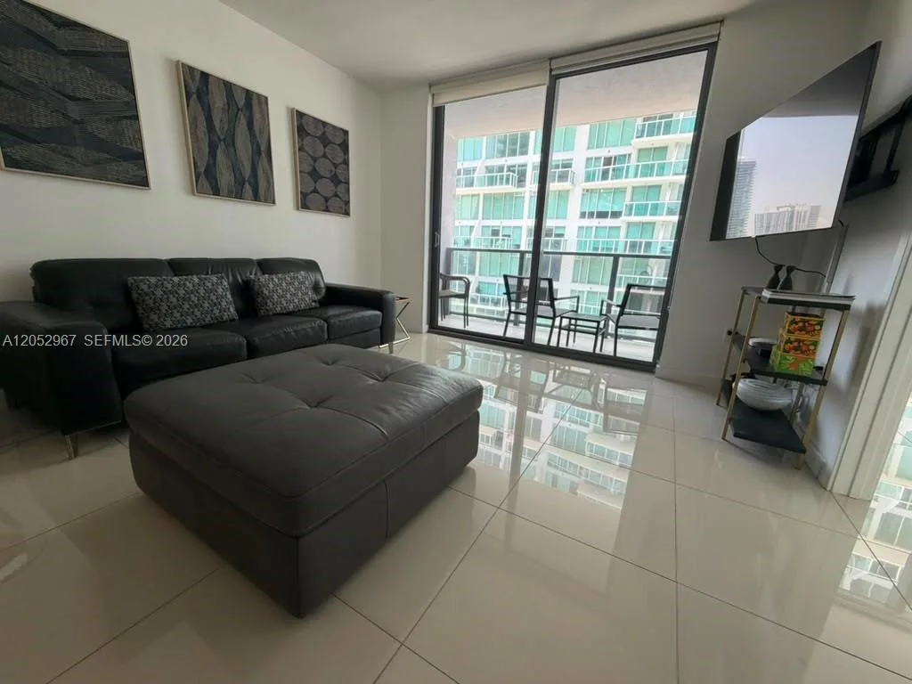 31 SE 6th St # 2604, Miami, FL 33131 photo 6