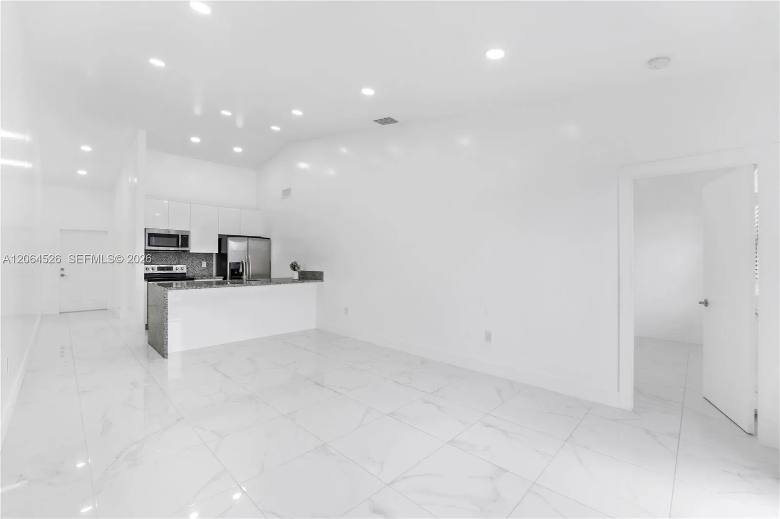 6742 NW 188th Ter # 6742, Hialeah, FL 33015 photo 10