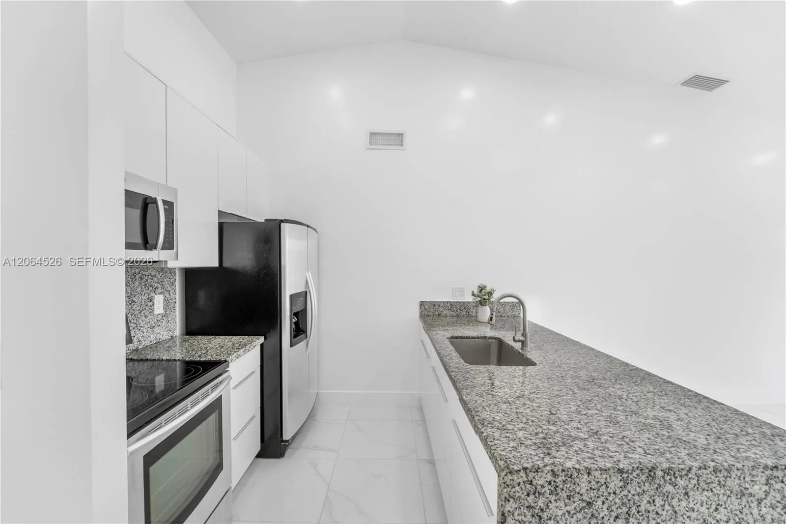 6742 NW 188th Ter # 6742, Hialeah, FL 33015 photo 8