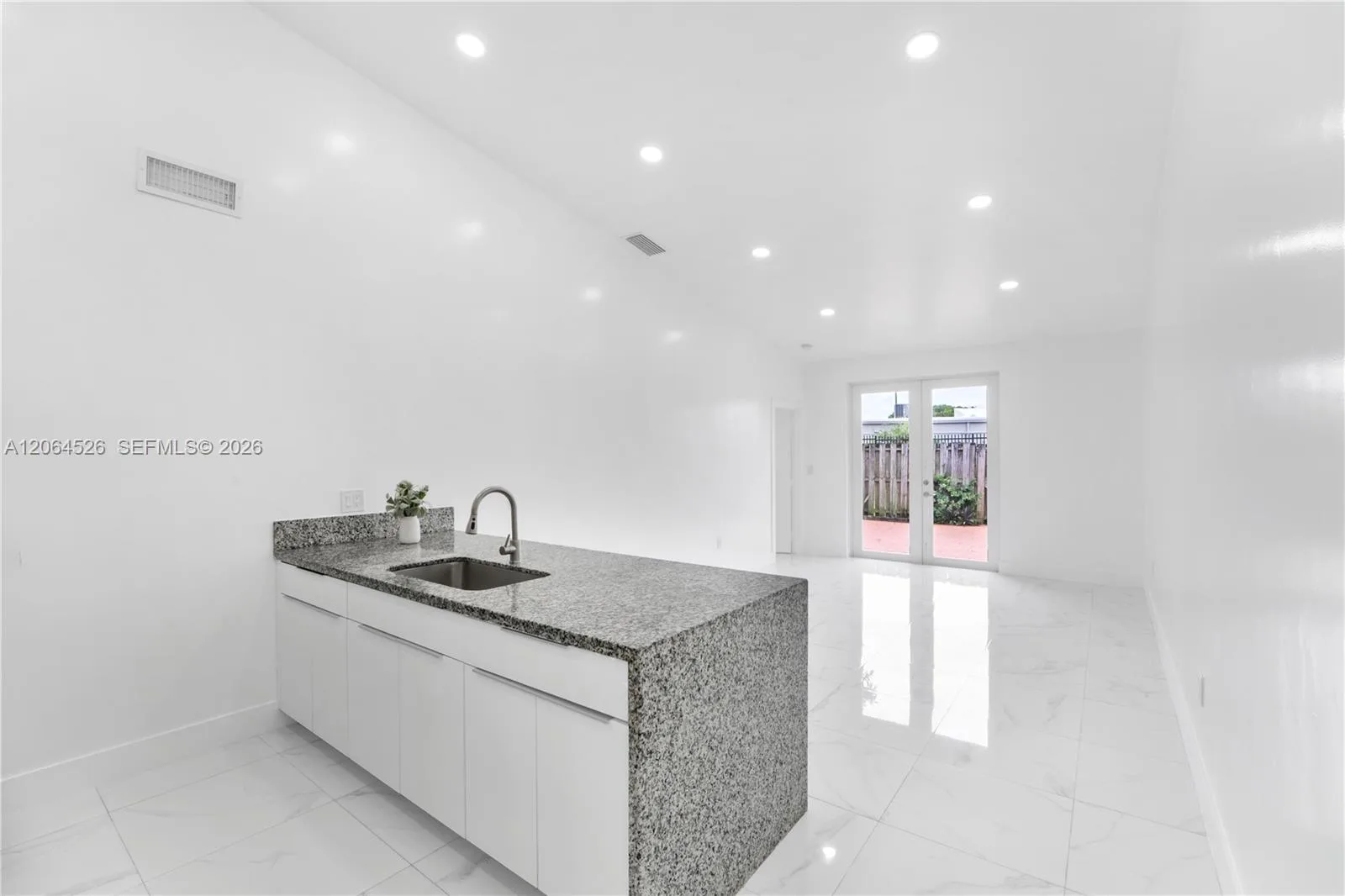 6742 NW 188th Ter # 6742, Hialeah, FL 33015 photo 9