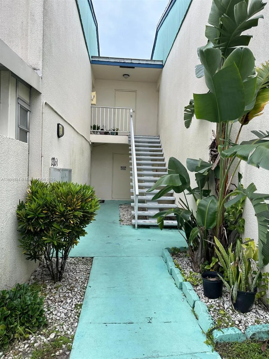 2051 NW 46th Ave # F102, Lauderhill, FL 33313 photo 4