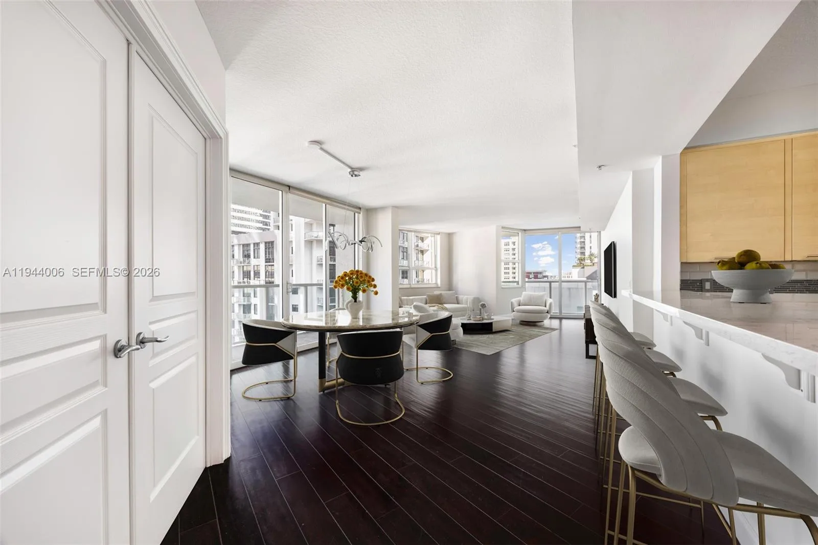 350 SE 2nd St # 870, Fort Lauderdale, FL 33301 photo 2
