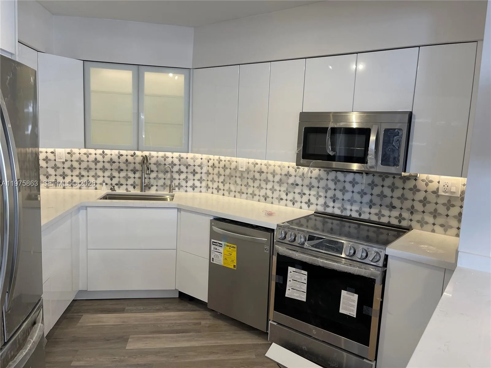 5161 Collins Ave # 1012, Miami Beach, FL 33140 photo 9