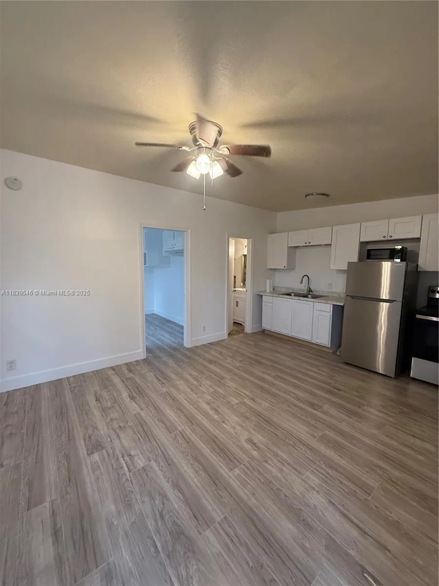 1107 7th way # 1107, Fort Myers, FL 33904 photo 2