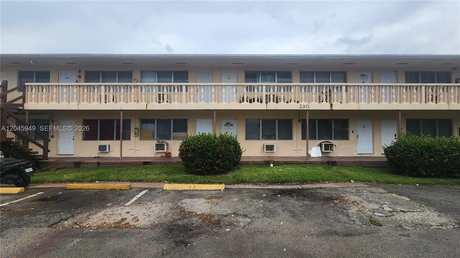 280 SW 11th Ave # 5, Hallandale Beach, FL 33009
