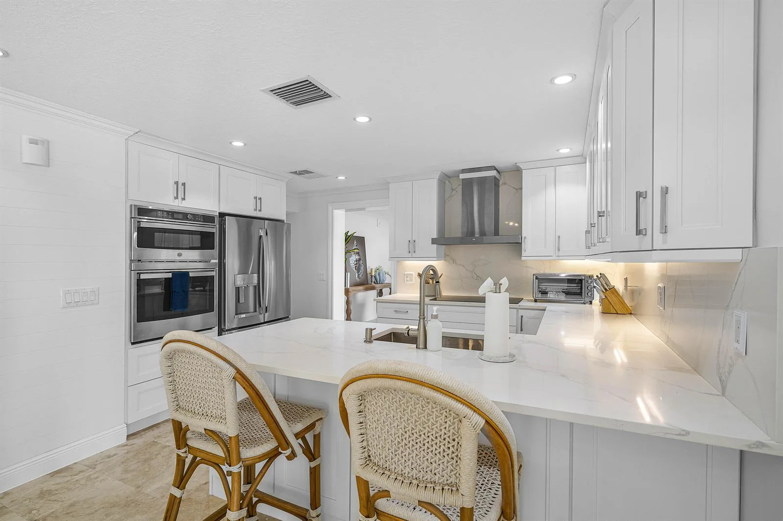 820 Palm Trail, Delray Beach, FL 33483 photo 6