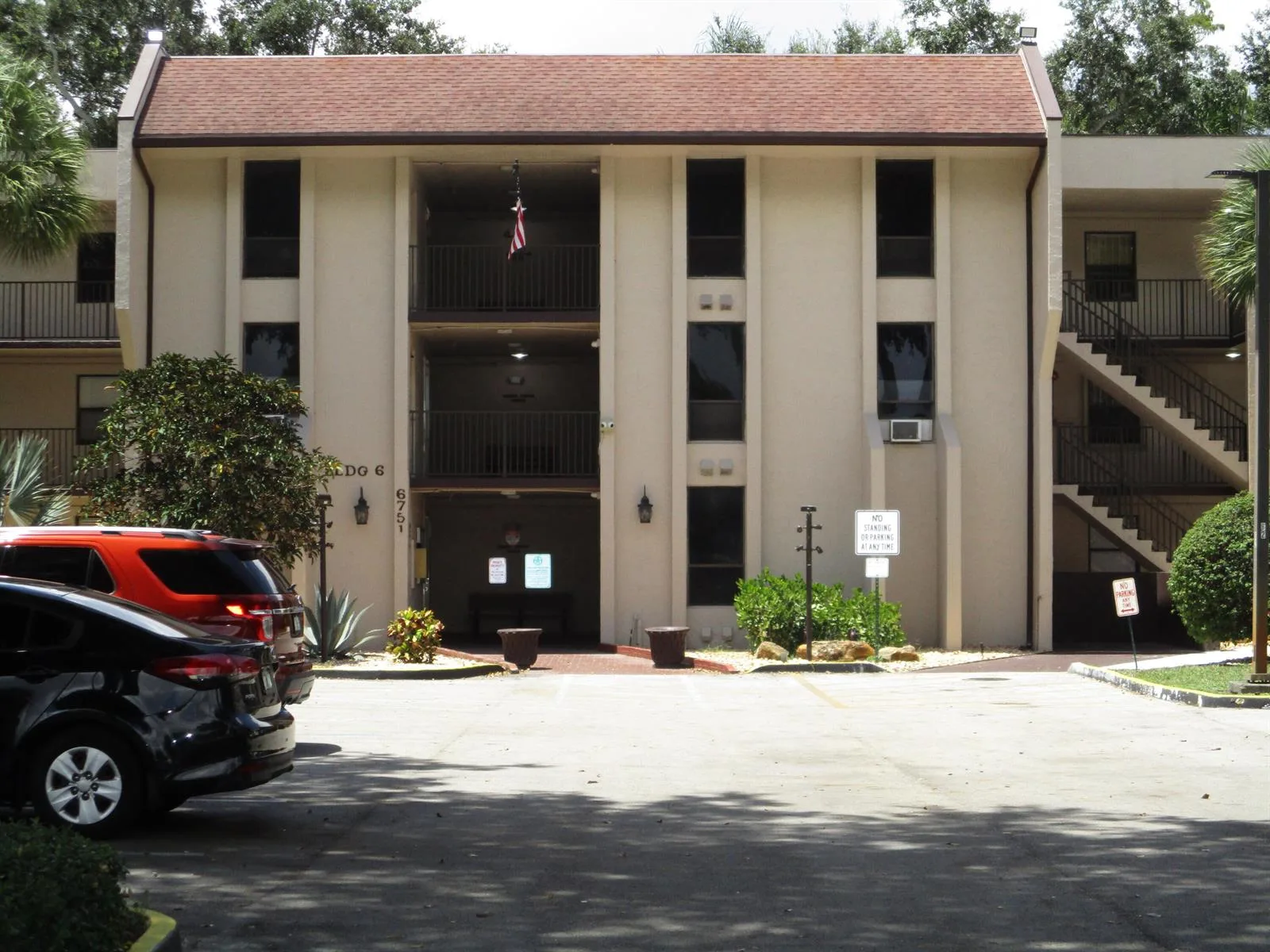 6751 N University Drive # 312, Tamarac, FL 33321