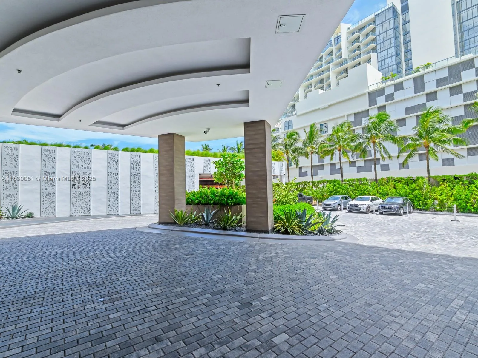 2301 Collins Ave # 1631, Miami Beach, FL 33139 photo 3