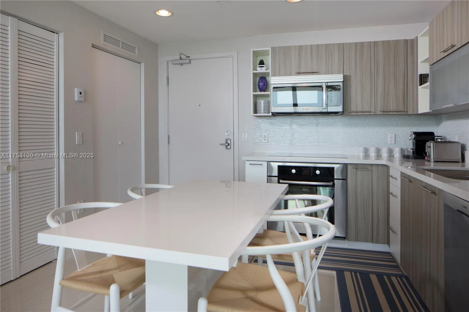 6700 Indian Creek Dr # PH5, Miami Beach, FL 33141 photo 11