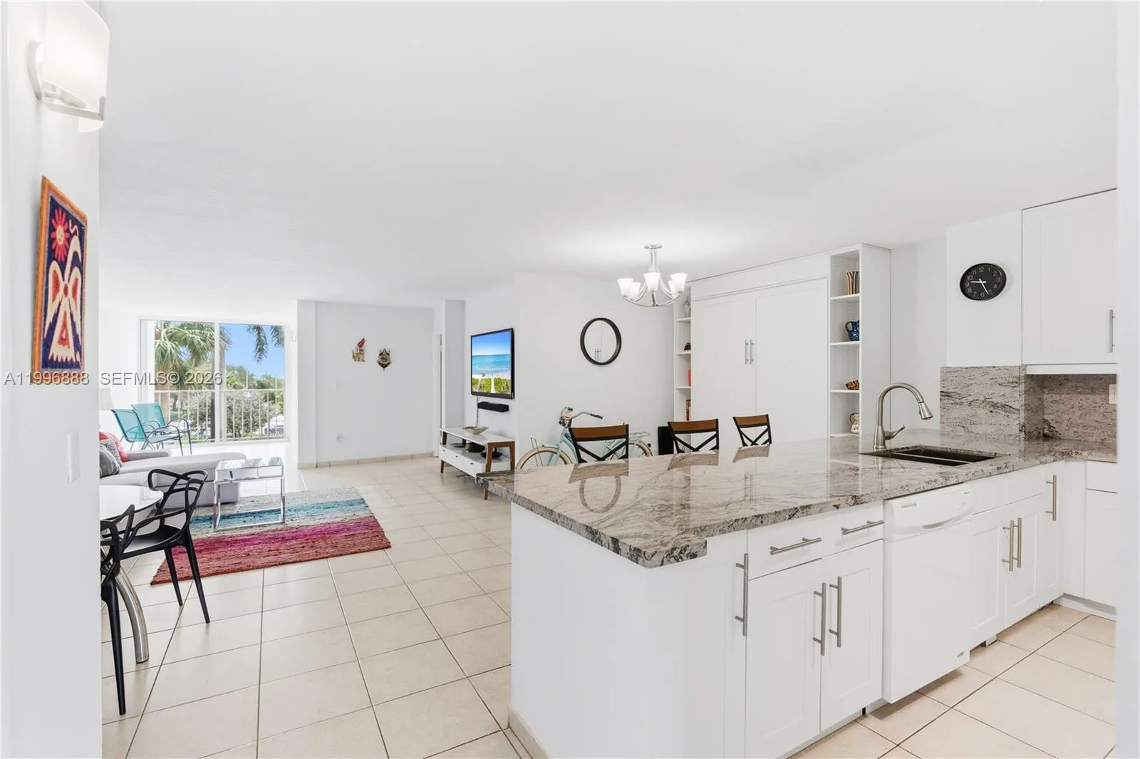 6450 Collins Ave # 204, Miami Beach, FL 33141