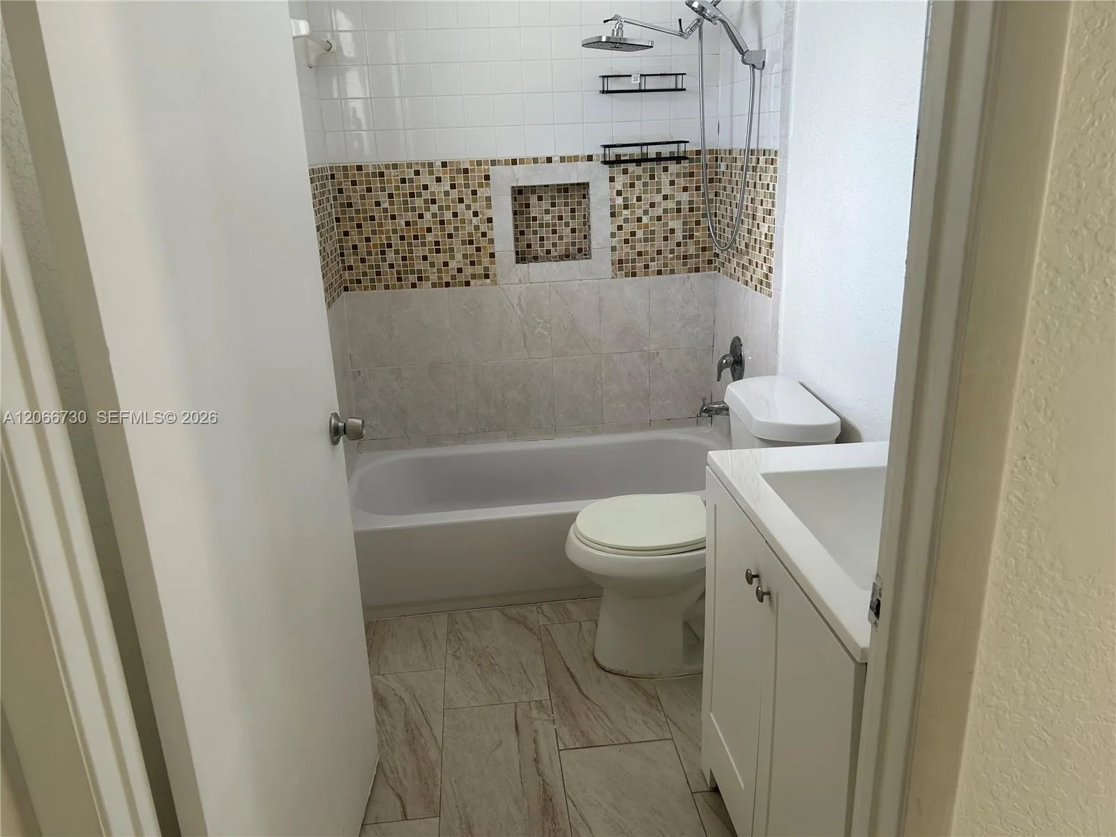 2124-2126 Thomas St # 2126, Hollywood, FL 33020 photo 11