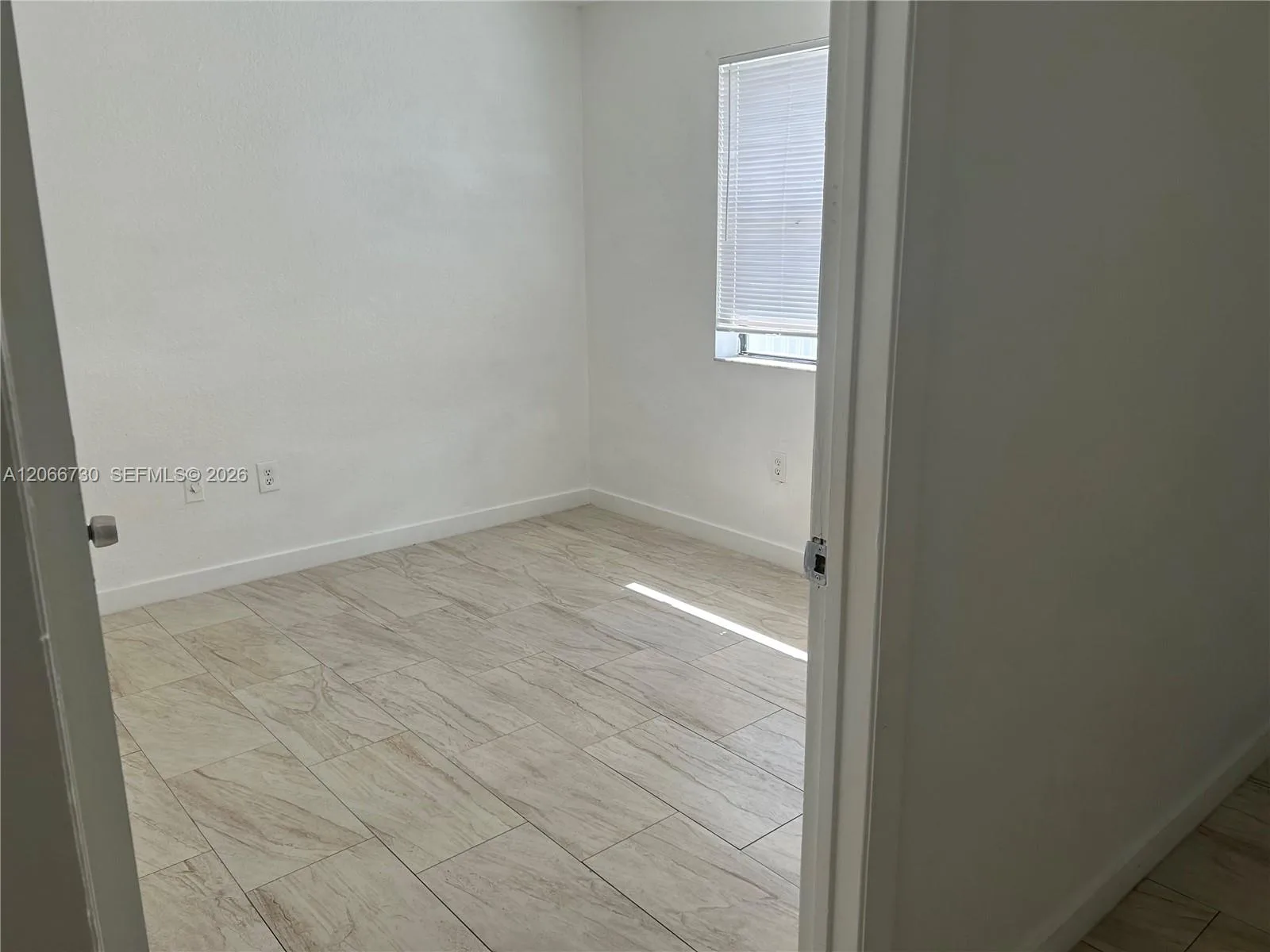 2124-2126 Thomas St # 2126, Hollywood, FL 33020 photo 13