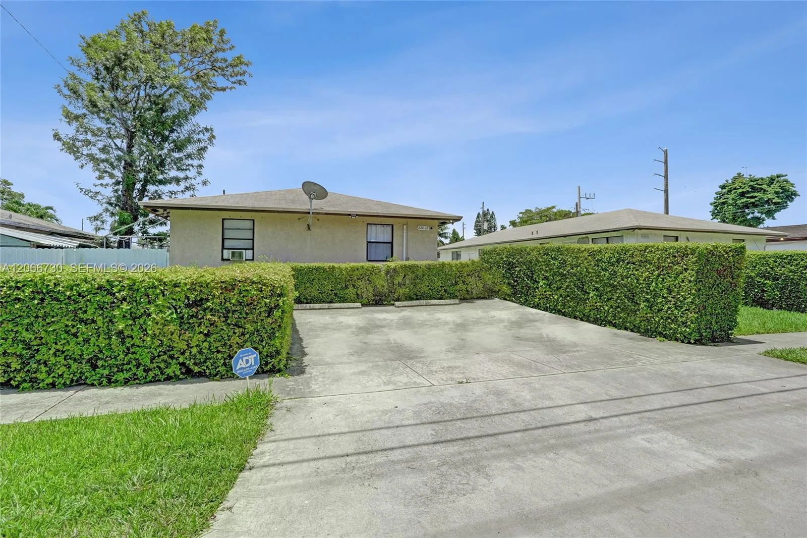 2124-2126 Thomas St # 2126, Hollywood, FL 33020 photo 2