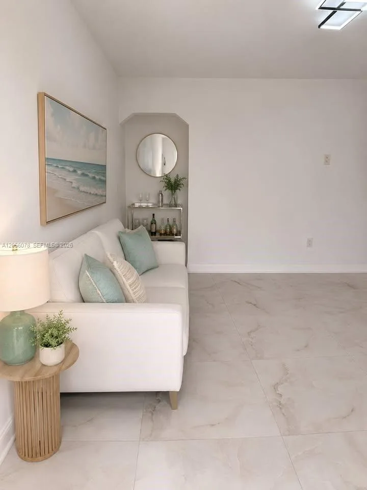 450 77th St # 2, Miami Beach, FL 33141