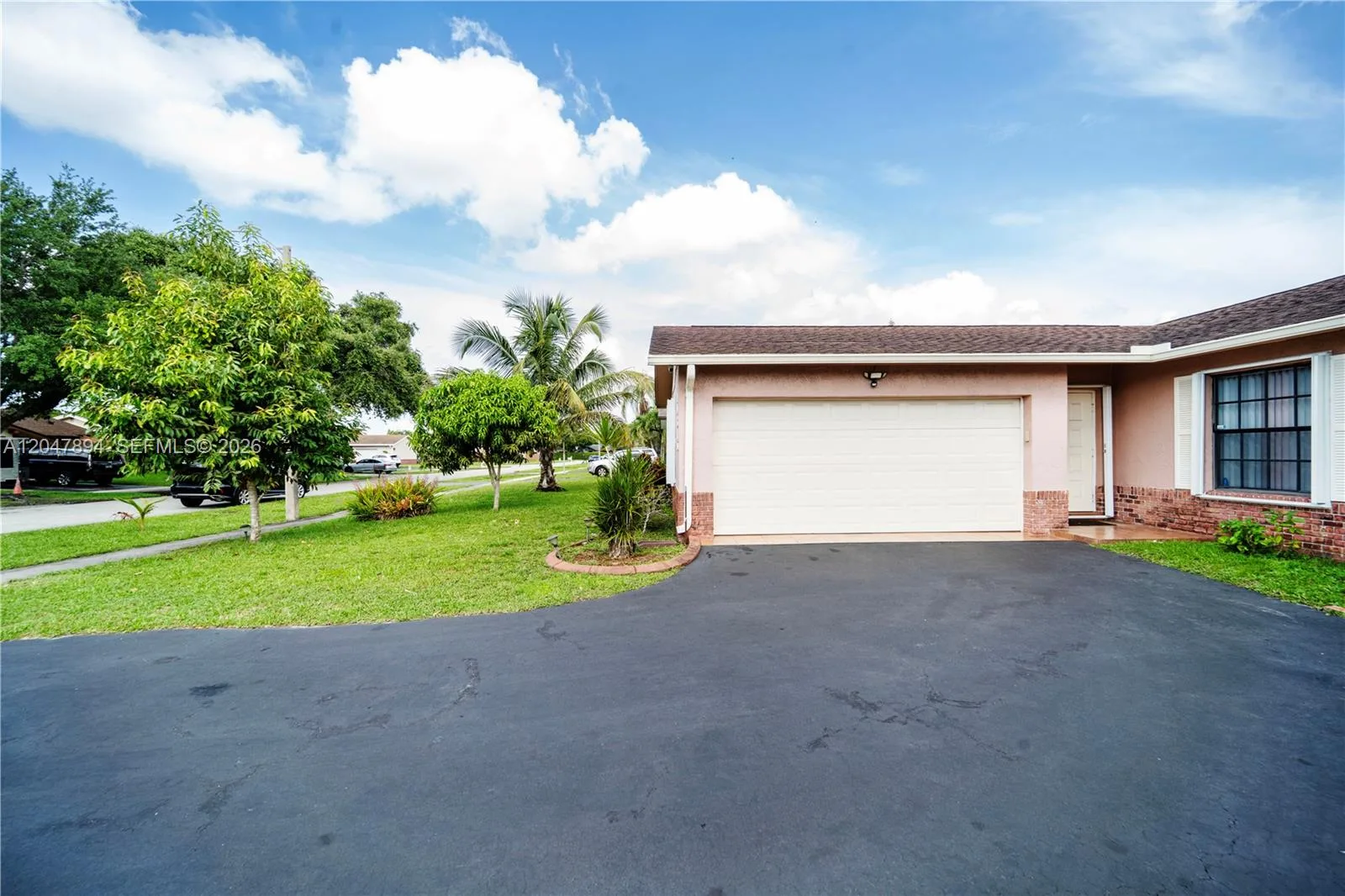 10815 NW 26th St, Sunrise, FL 33322 photo 4
