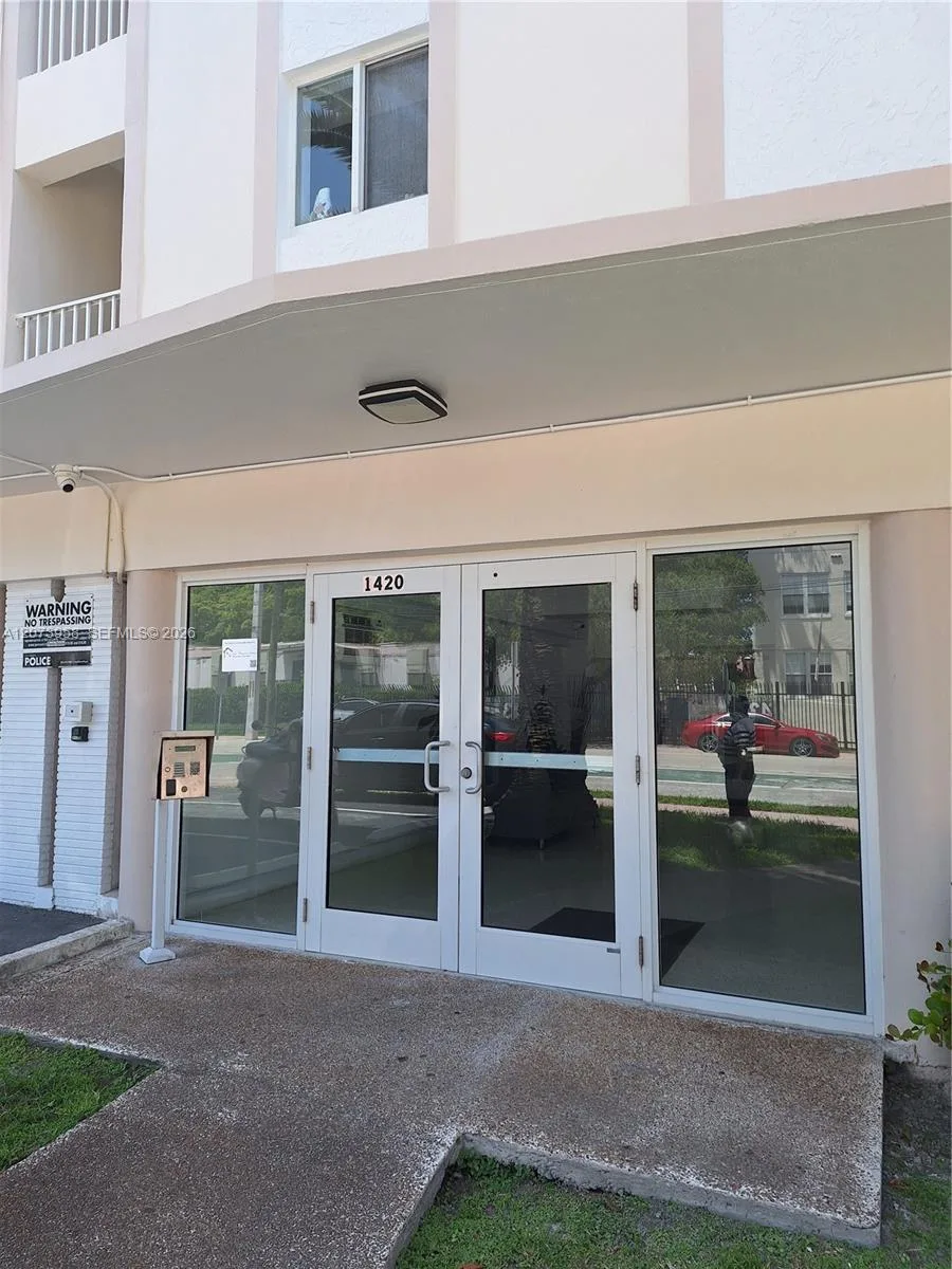 1420 Pennsylvania Ave # 409, Miami Beach, FL 33139 photo 2