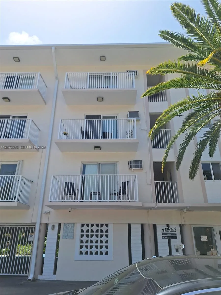 1420 Pennsylvania Ave # 409, Miami Beach, FL 33139 photo 3