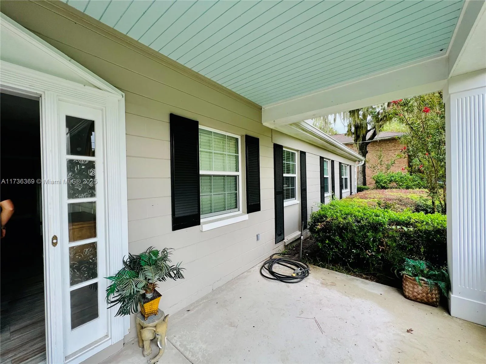 6411 SW 35 Way, Gainesville, FL 32608 photo 2