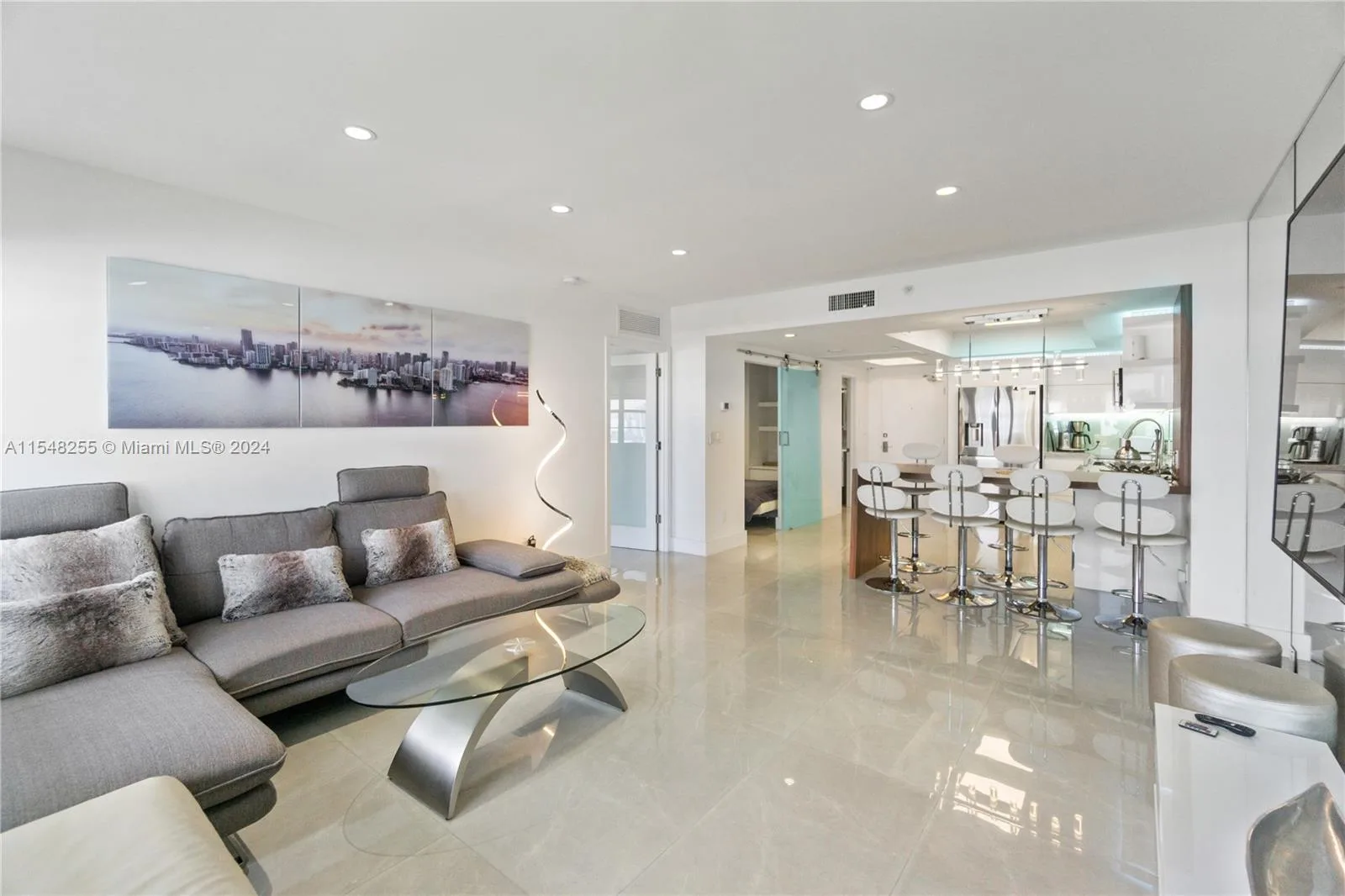 100 Lincoln Rd # 1602, Miami Beach, FL 33139 photo 3