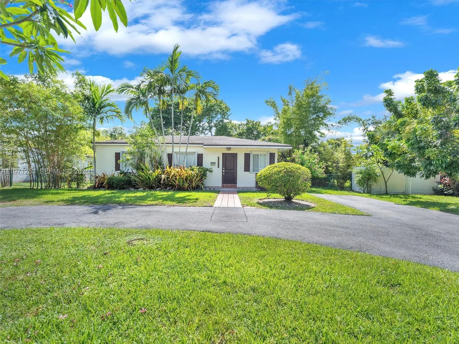 6510 SW 63rd Ct, South Miami, FL 33143 photo 2