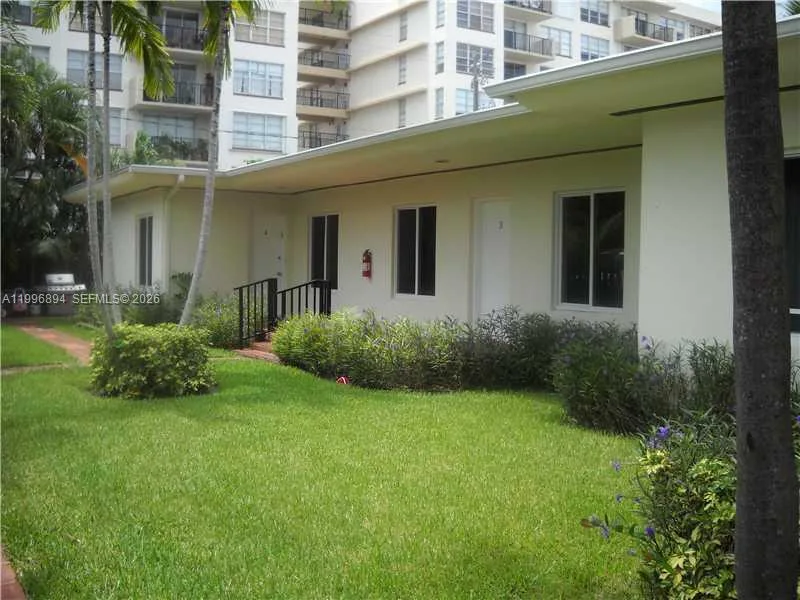 1040 92 ST # 3, Bay Harbor Islands, FL 33154