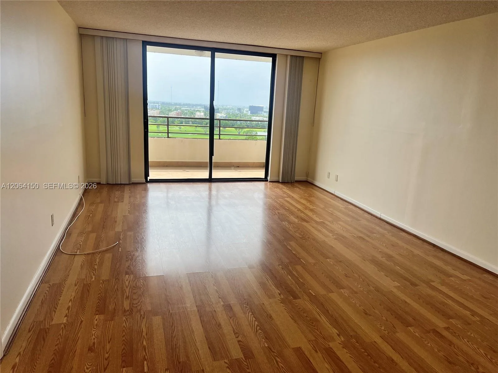 600 Three Islands Blvd # 1609, Hallandale Beach, FL 33009