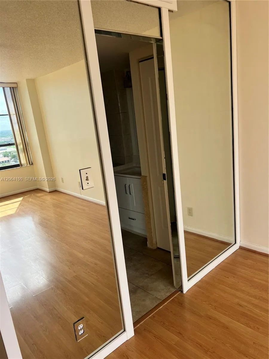 600 Three Islands Blvd # 1609, Hallandale Beach, FL 33009 photo 8