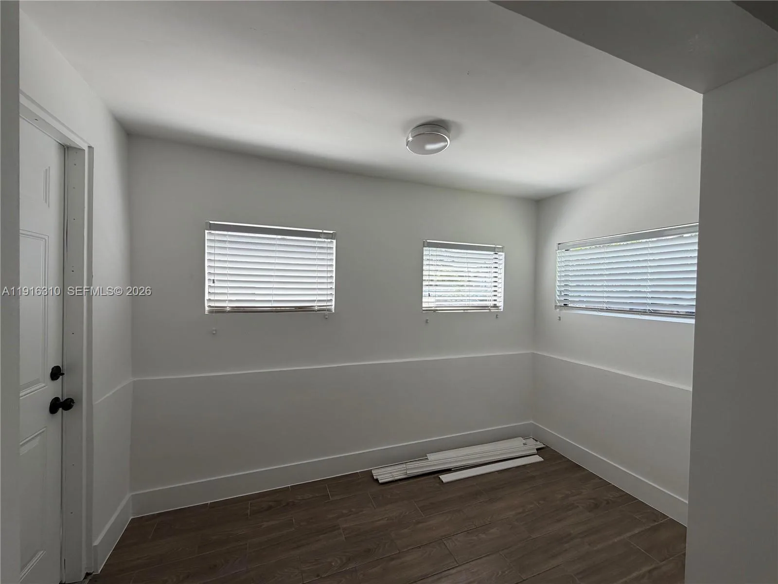 107 W Pembroke Rd, Hallandale Beach, FL 33009 photo 11