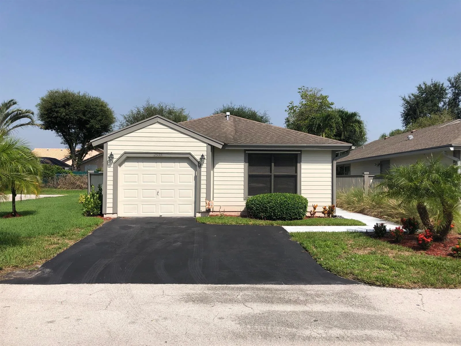 2555 Bedford Mews Drive, Wellington, FL 33414