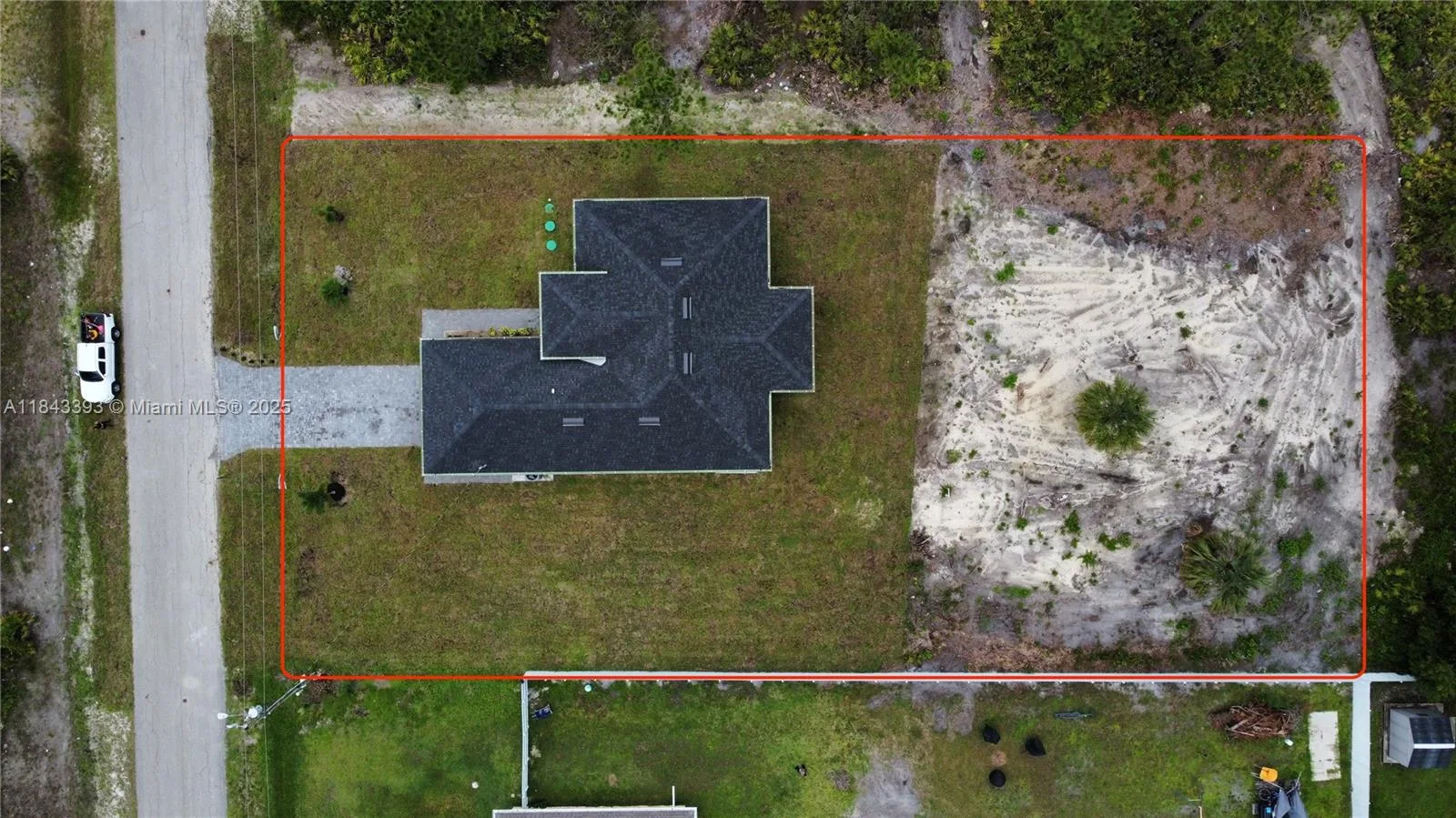 417 Leroy Ave, Lehigh Acres, FL 33972 photo 3