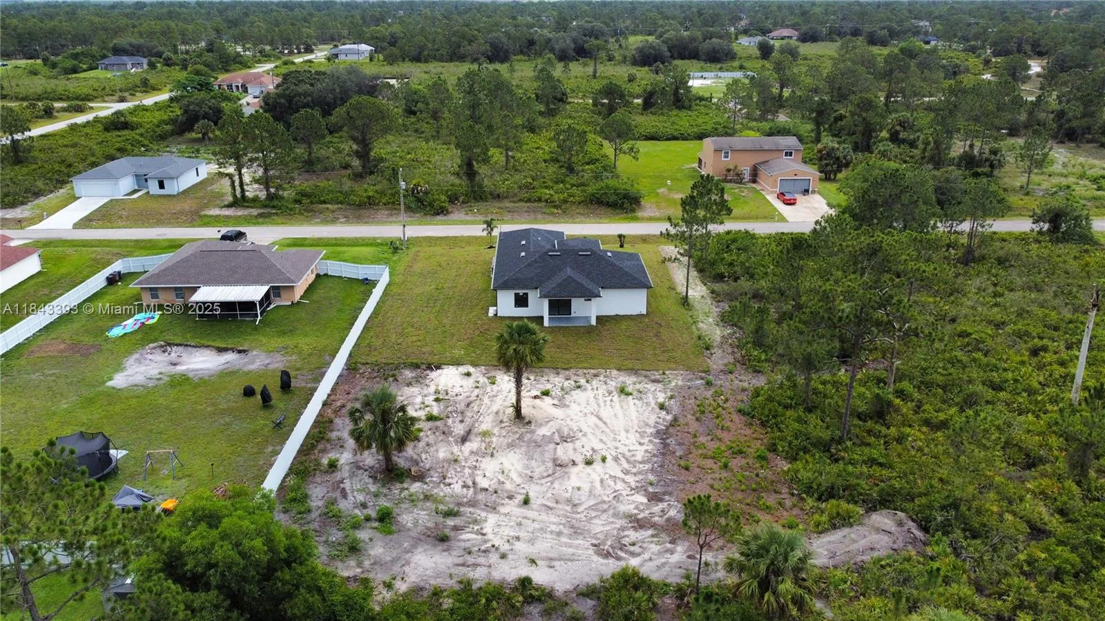 417 Leroy Ave, Lehigh Acres, FL 33972 photo 5