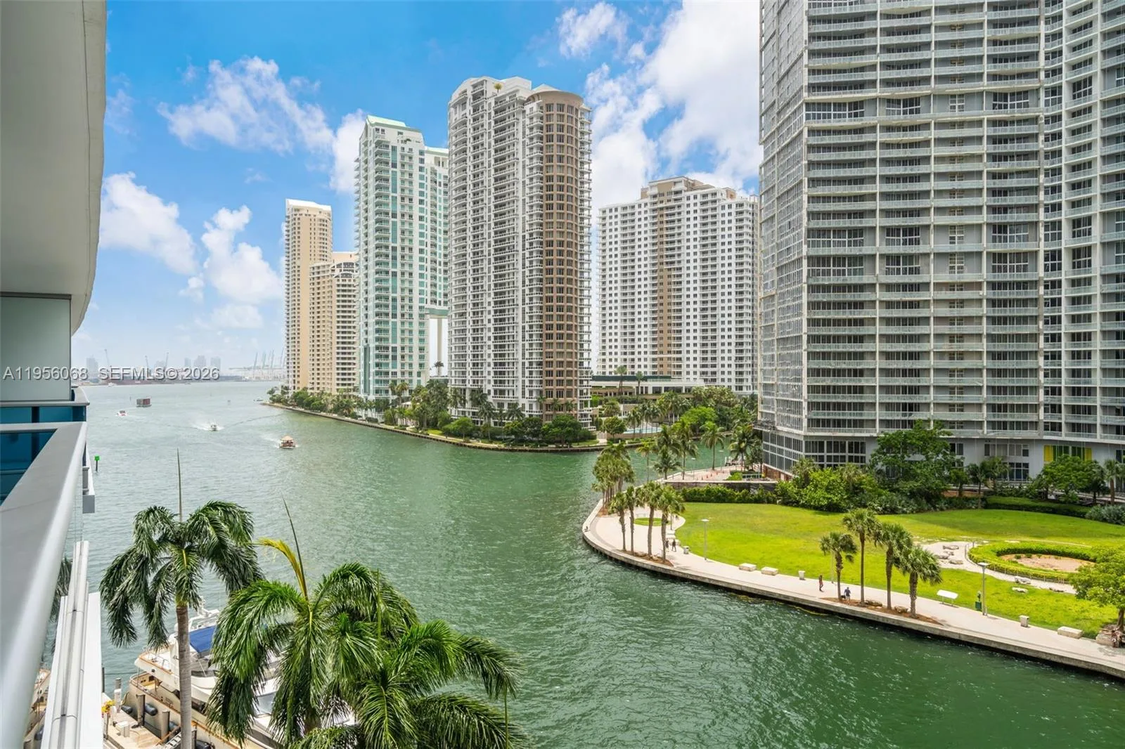 200 Biscayne Boulevard Way # 506, Miami, FL 33131 photo 3