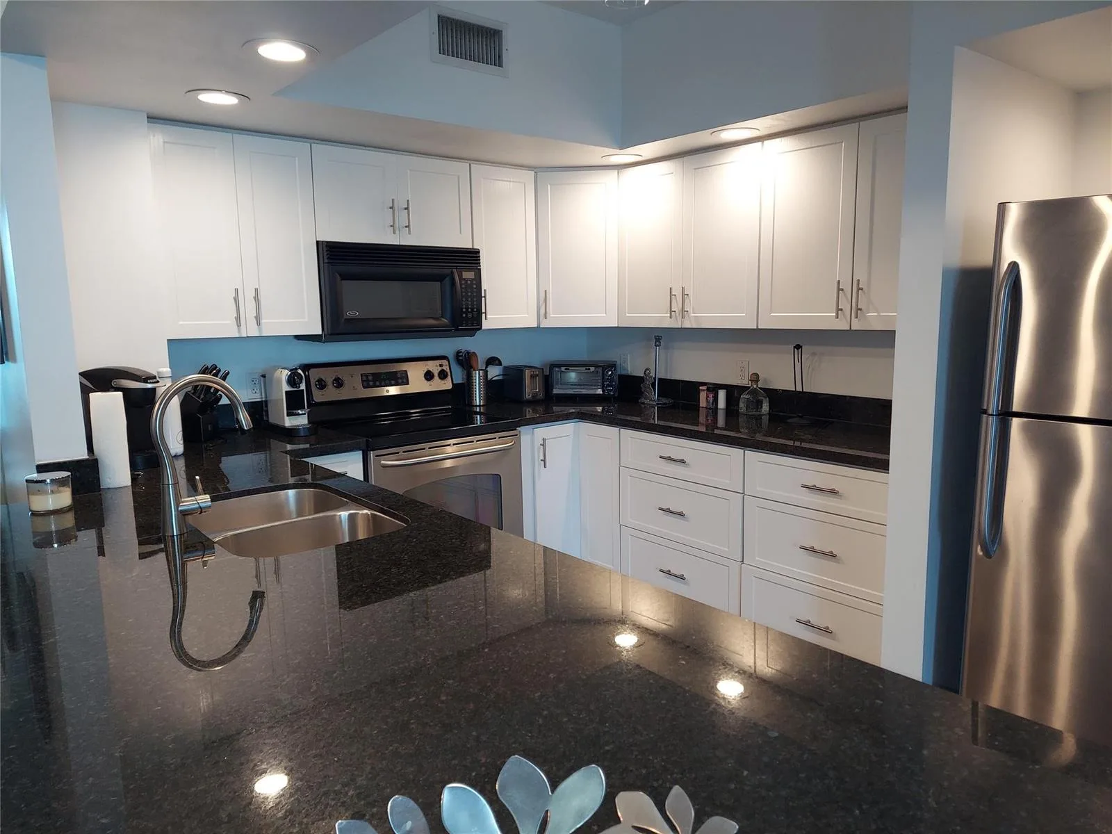 100 N FEDERAL Highway # 840, Fort Lauderdale, FL 33301