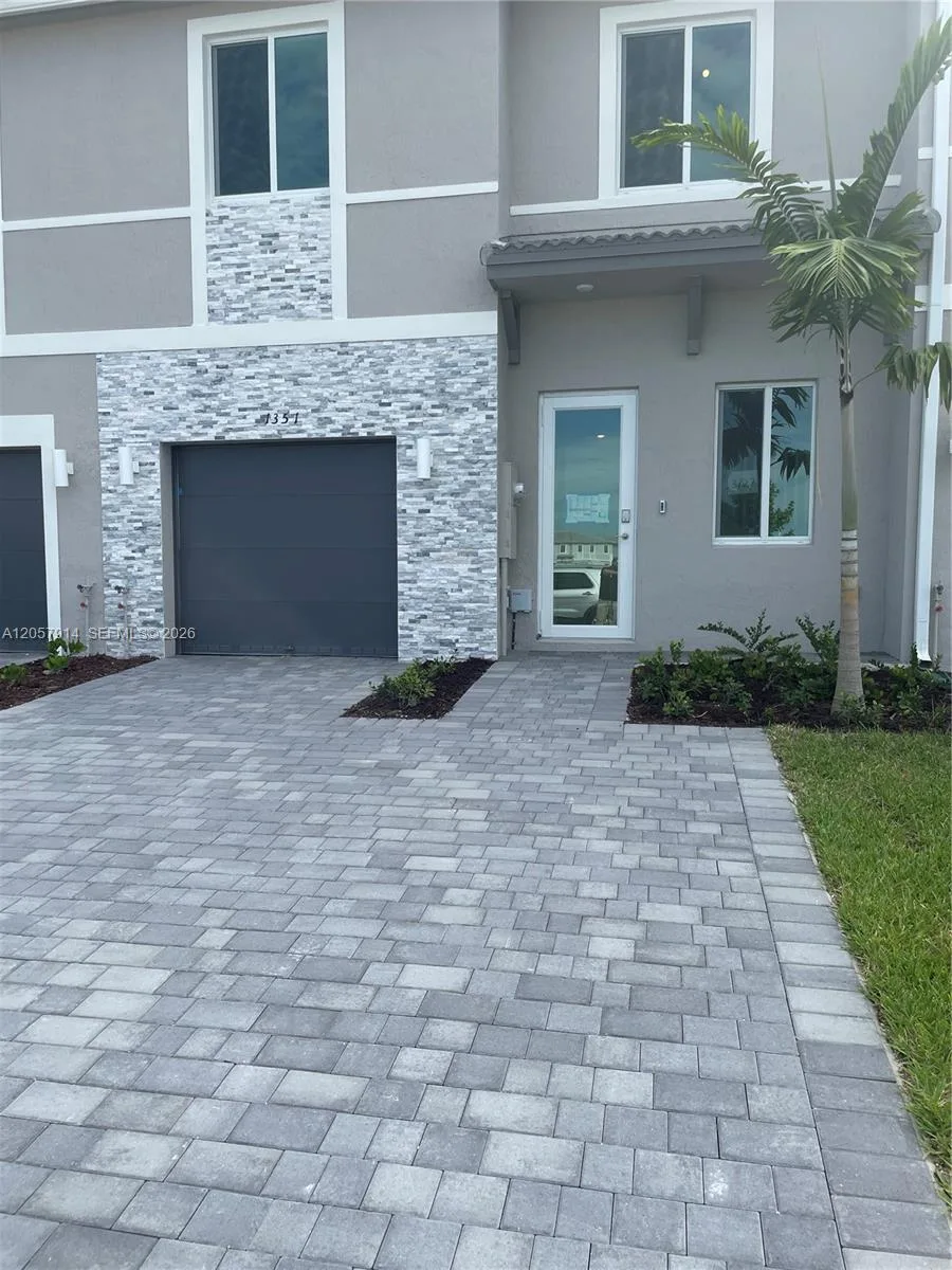 1351 SE 7th Ter, Homestead, FL 33034