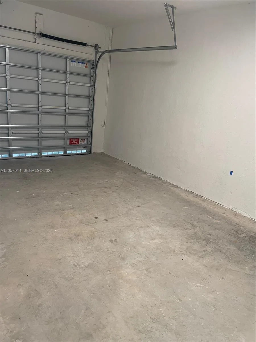 1351 SE 7th Ter, Homestead, FL 33034 photo 4