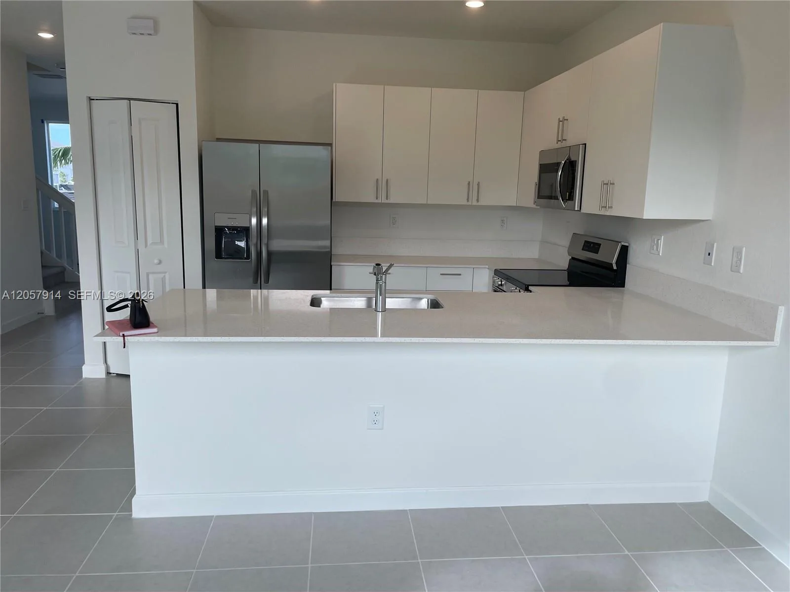1351 SE 7th Ter, Homestead, FL 33034 photo 6