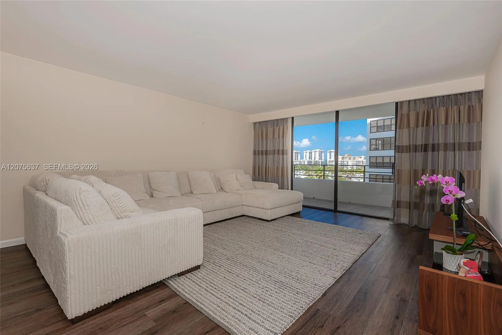 600 Three Islands Blvd # 521, Hallandale Beach, FL 33009 photo 10