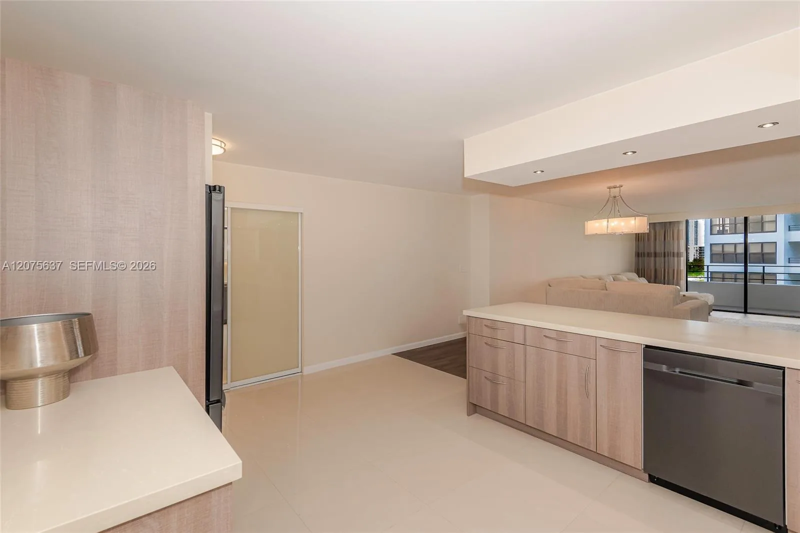 600 Three Islands Blvd # 521, Hallandale Beach, FL 33009 photo 4