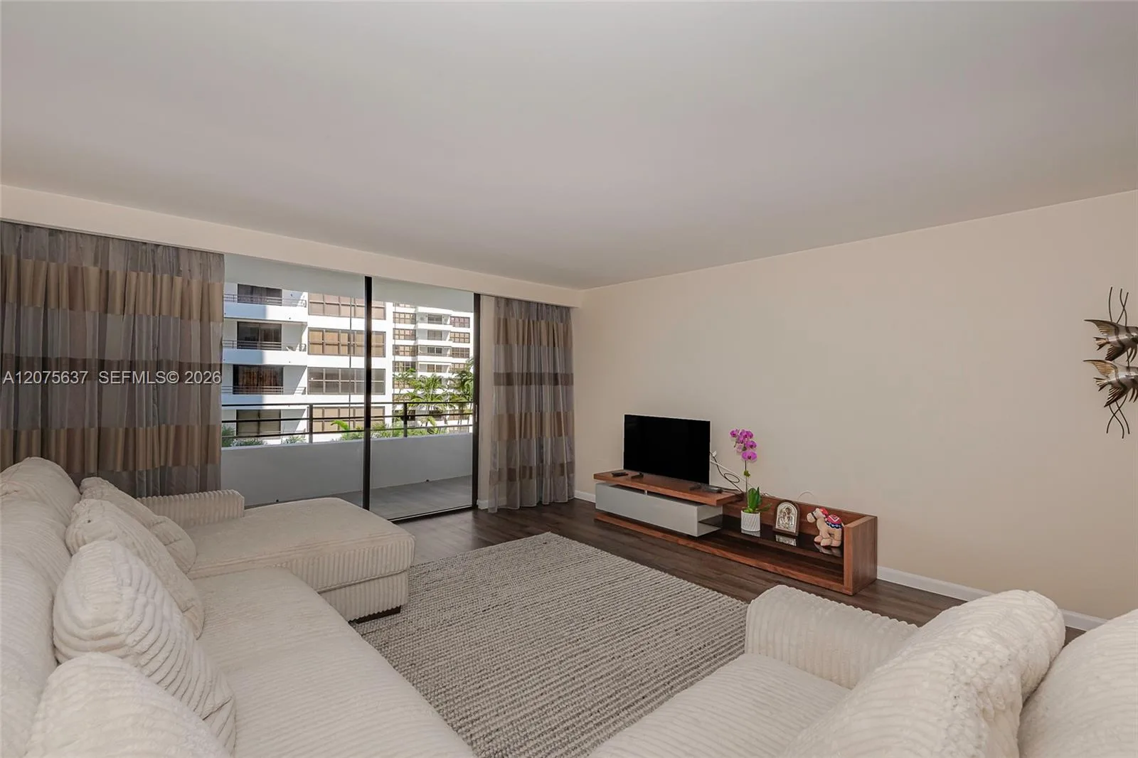 600 Three Islands Blvd # 521, Hallandale Beach, FL 33009 photo 9