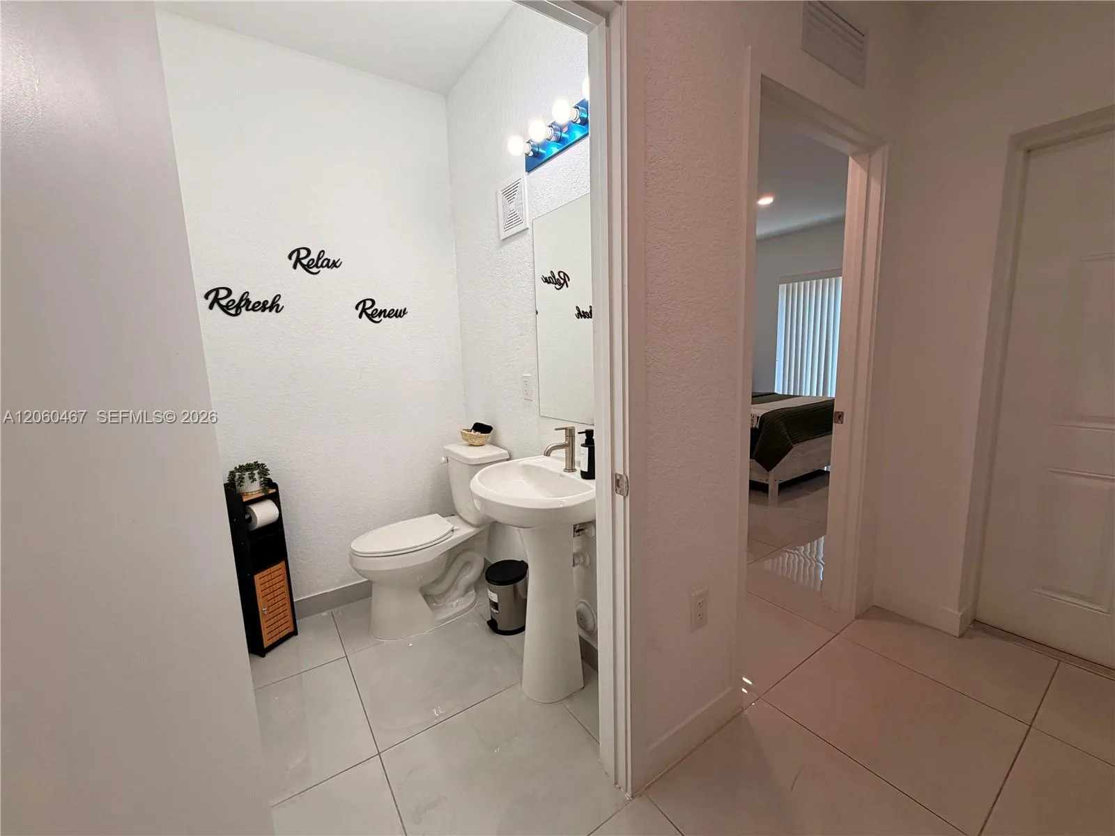 1163 NW 2nd St, Florida City, FL 33034 photo 5