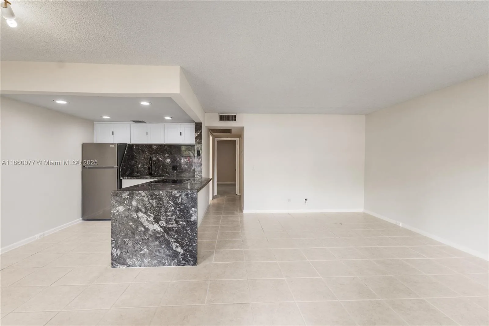 251 SW 132 way # 114H, Pembroke Pines, FL 33027 photo 5