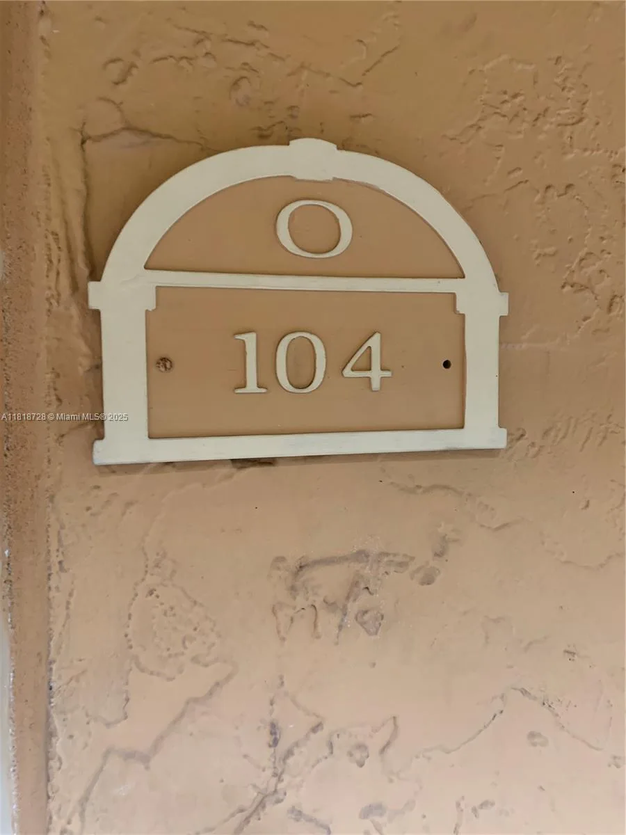 17911 NW 68th Ave # O104, Hialeah, FL 33015